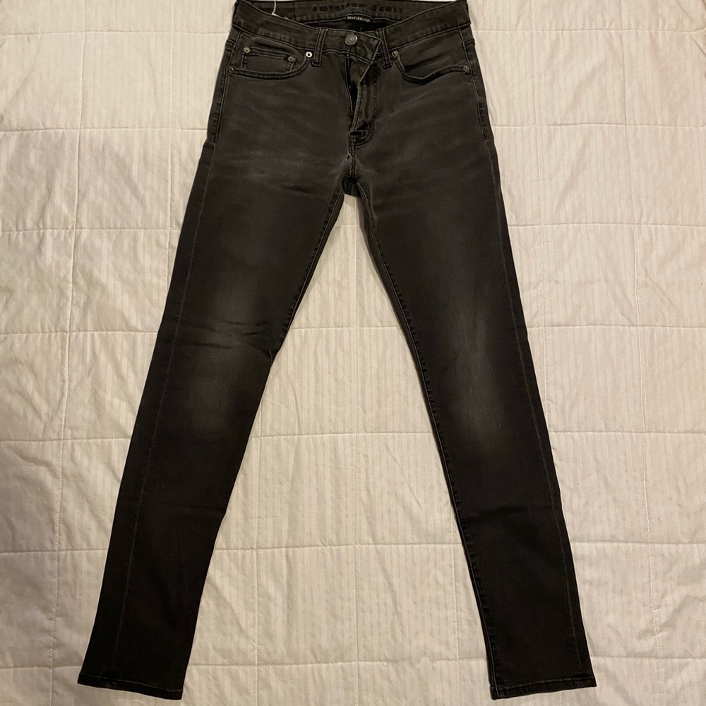 Faded black American Eagle slim taper jeans 29x32